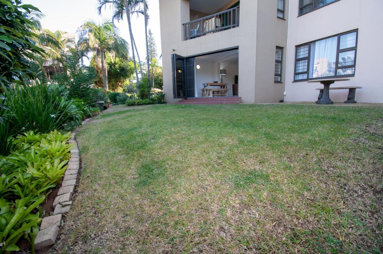 7 The Shades Umhlanga Rocks Apartment Durban Bagian luar foto